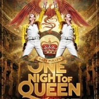 One Night of Queen : A Night at the Theater