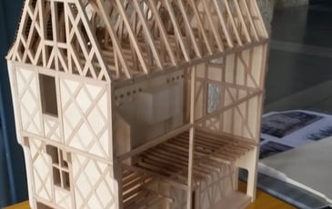 Visite libre de l'exposition “Maisons en pan de bois”