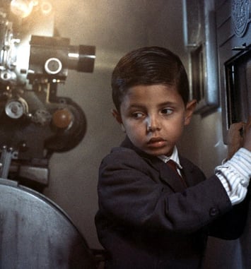 Visite de la cabine de projection du cinéma Les Lobis