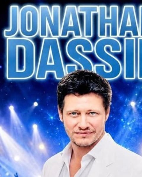 Jonathan Dassin chante Joe Dassin